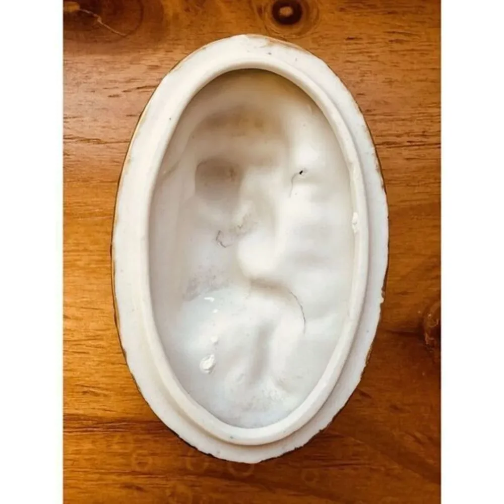 Vintage Sleeping Cherub On Fruit Basket Blanket Porcelain‎ Trinket Jewelry Box
